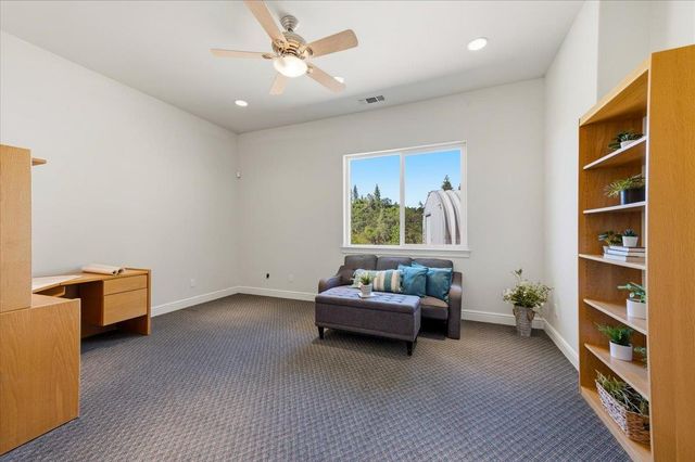 19114 Halcon Crest Ct, Grass Valley, CA 95949