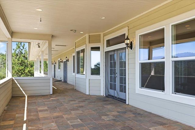 19114 Halcon Crest Ct, Grass Valley, CA 95949