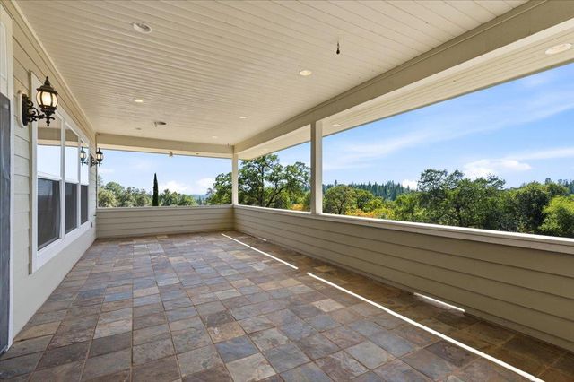 19114 Halcon Crest Ct, Grass Valley, CA 95949