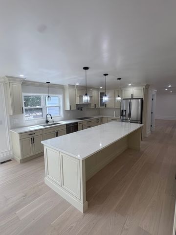 6 Briar Rd, Canton, MA 02021