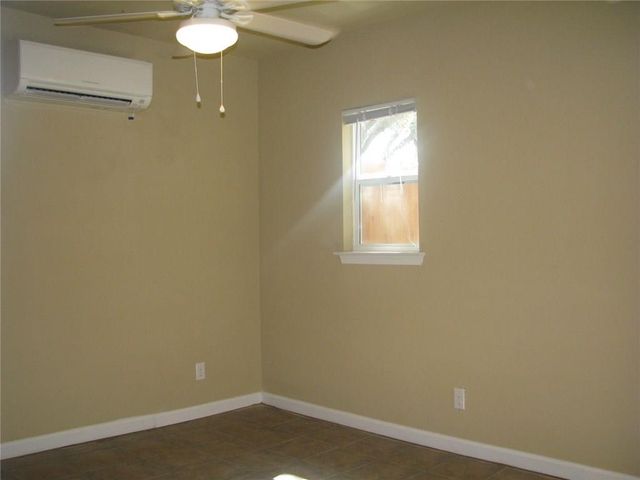 2830 San Gabriel ST B, Austin, TX 78705