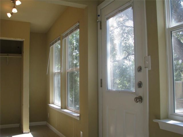 2830 San Gabriel ST B, Austin, TX 78705