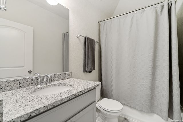 7626 DESPERADO WAY, Boerne, TX 78015