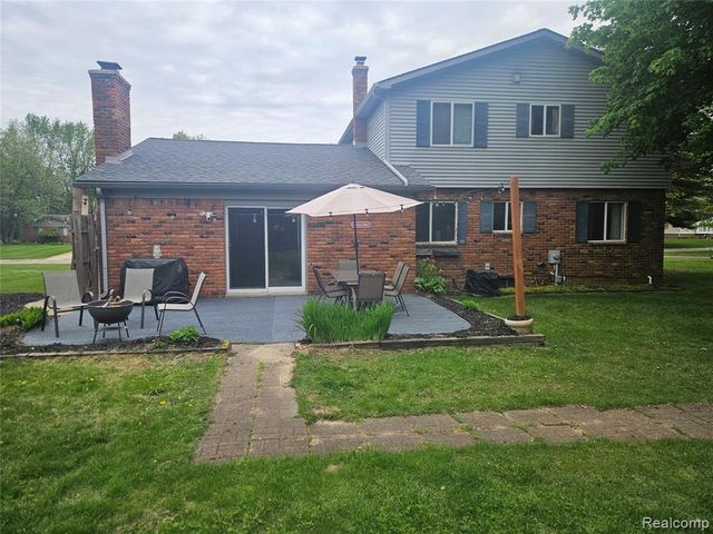 1210 Bay Ridge, Highland, MI 48356