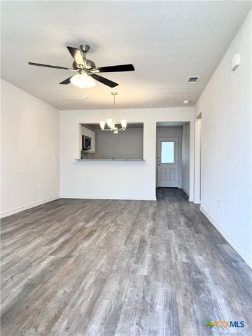 222 Dolphin Drive, Temple, TX 76501