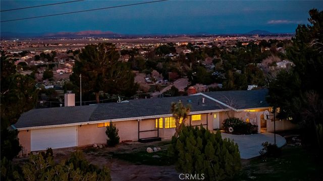 36042 32nd E, Palmdale, CA 93550