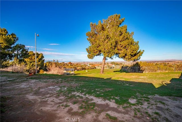 36042 32nd E, Palmdale, CA 93550