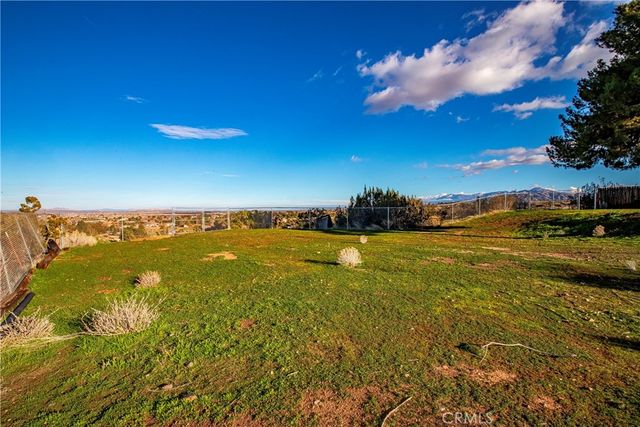 36042 32nd E, Palmdale, CA 93550