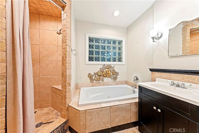 36042 32nd E, Palmdale, CA 93550