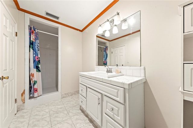 36042 32nd E, Palmdale, CA 93550