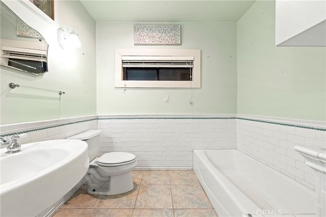 36042 32nd E, Palmdale, CA 93550