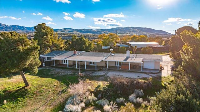 36042 32nd E, Palmdale, CA 93550