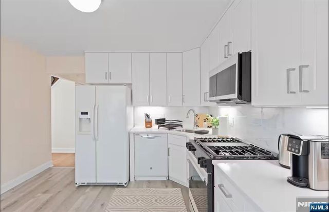 700 9th Street, Carlstadt, NJ 07072