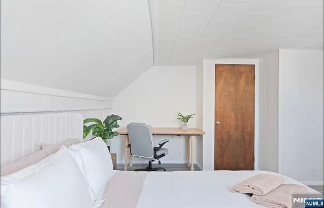 700 9th Street, Carlstadt, NJ 07072