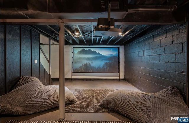 700 9th Street, Carlstadt, NJ 07072