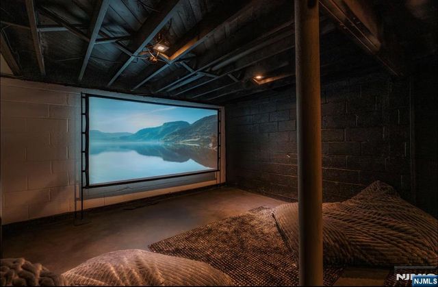 700 9th Street, Carlstadt, NJ 07072