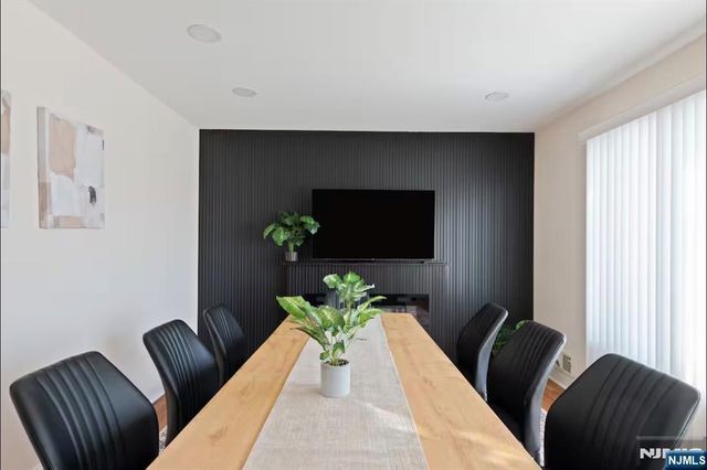 700 9th Street, Carlstadt, NJ 07072