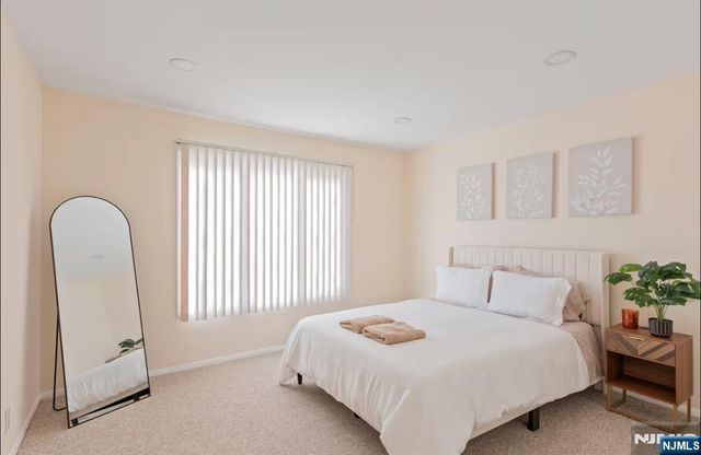 700 9th Street, Carlstadt, NJ 07072