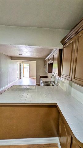 5515 S Rockwood Avenue, Oklahoma City, OK 73119