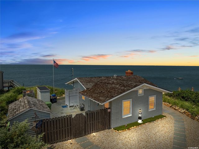 90 Soundview Drive, Montauk, NY 11954
