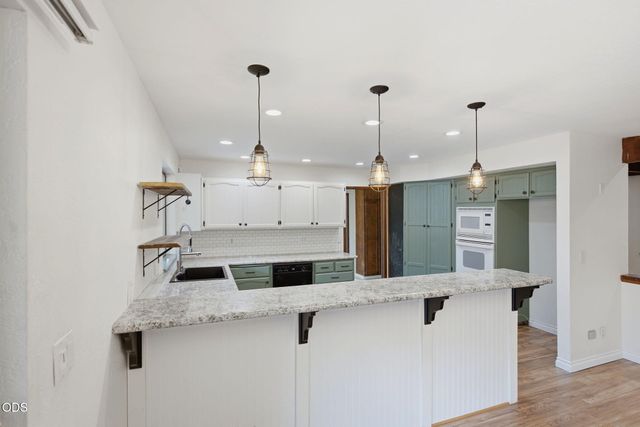 851 NE 10th Street, Grants Pass, OR 97526