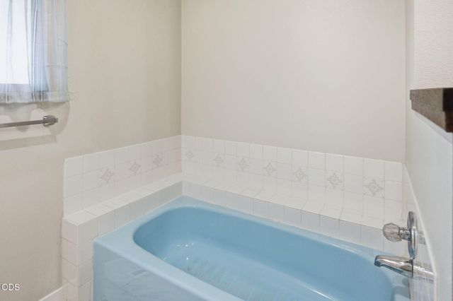 851 NE 10th Street, Grants Pass, OR 97526