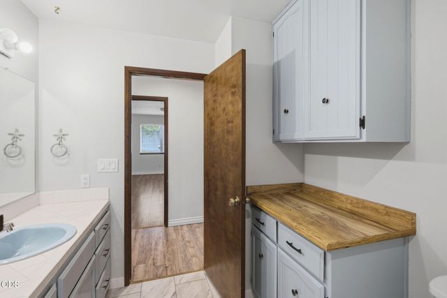 851 NE 10th Street, Grants Pass, OR 97526