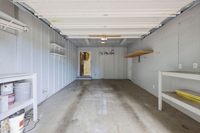 851 NE 10th Street, Grants Pass, OR 97526