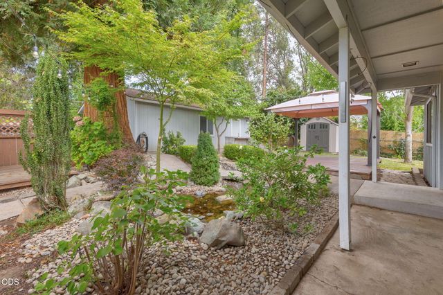 851 NE 10th Street, Grants Pass, OR 97526