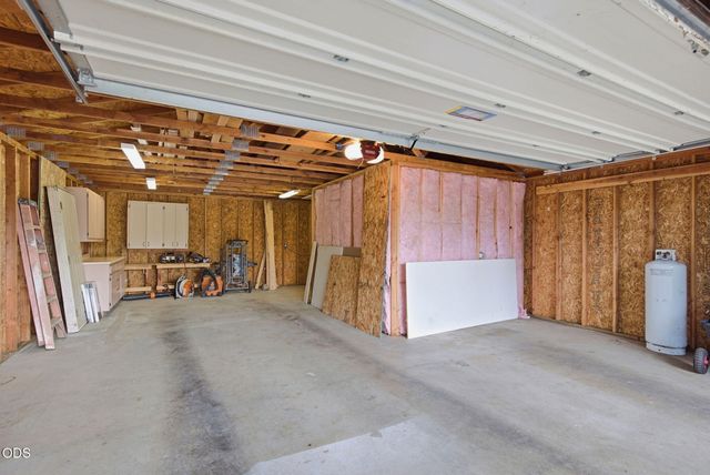 851 NE 10th Street, Grants Pass, OR 97526