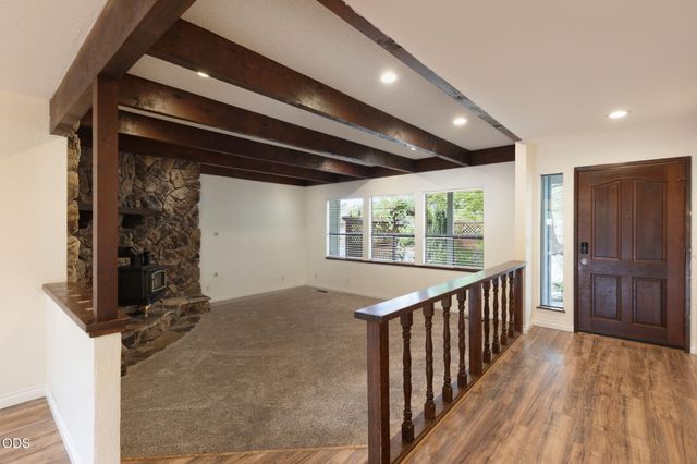 851 NE 10th Street, Grants Pass, OR 97526