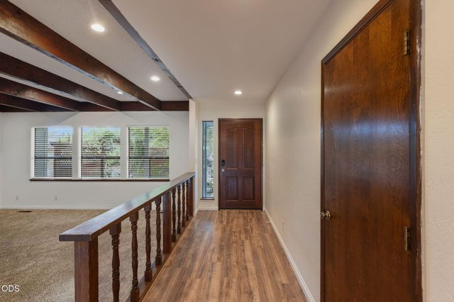 851 NE 10th Street, Grants Pass, OR 97526