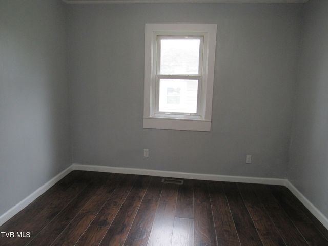 1208 Riverside Avenue, Kingsport, TN 37660