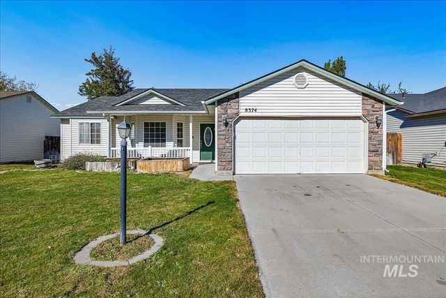 8374 W Falling Star St, Boise, ID 83709 property photo
