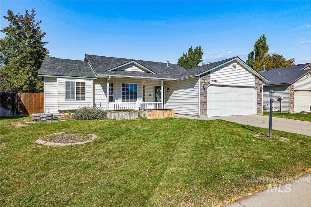 8374 W Falling Star St, Boise, ID 83709 photo 2