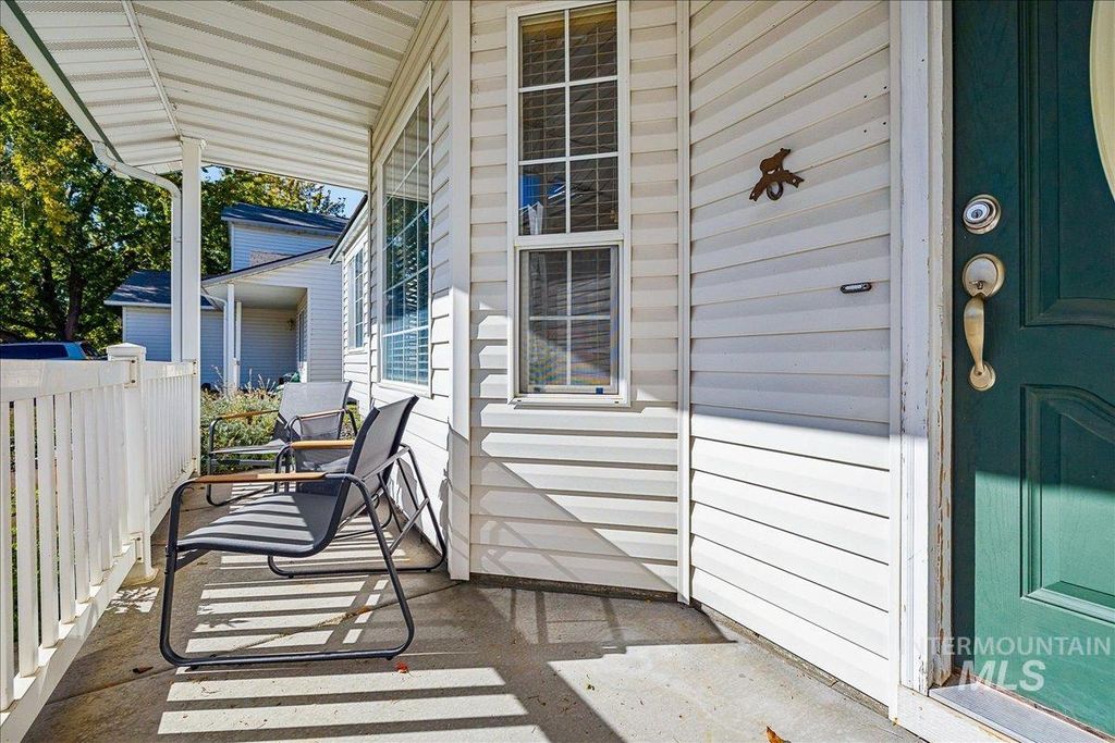 8374 W Falling Star St, Boise, ID 83709 photo 4