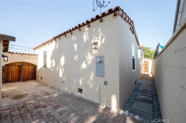 2391 Fashion Ave, Long Beach, CA 90810