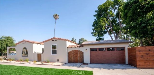 2391 Fashion Ave, Long Beach, CA 90810