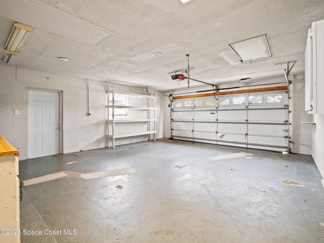 905 Lisa Drive, Titusville, FL 32780