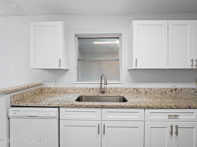 905 Lisa Drive, Titusville, FL 32780