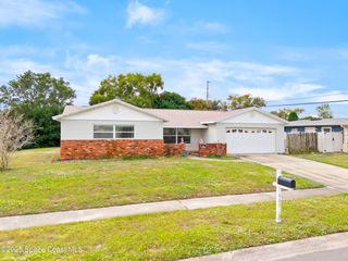 905 Lisa Drive, Titusville, FL 32780