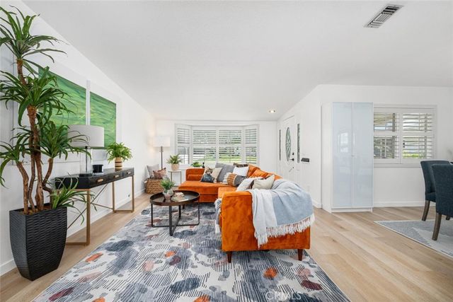 13721 Alderwood Lane 28F, Seal Beach, CA 90740