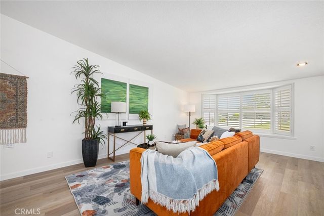13721 Alderwood Lane 28F, Seal Beach, CA 90740