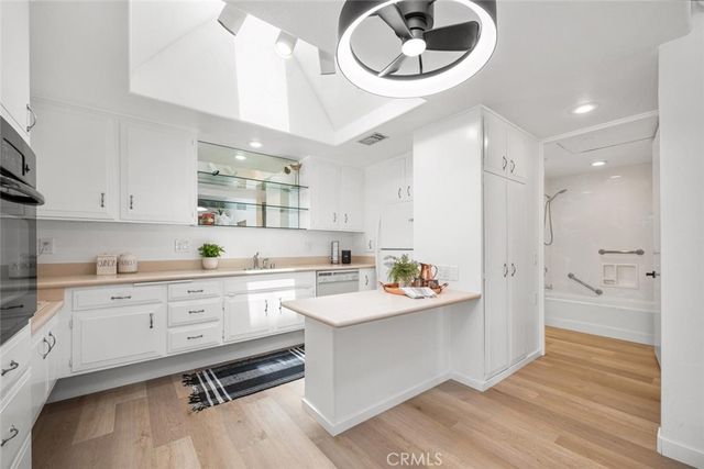 13721 Alderwood Lane 28F, Seal Beach, CA 90740