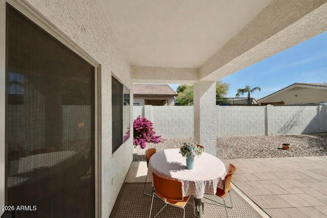 2093 E LA COSTA Drive, Chandler, AZ 85249