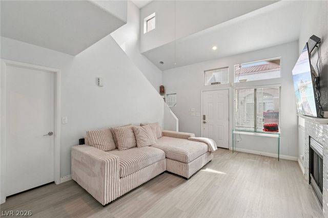 6964 Coral Rock Drive, Las Vegas, NV 89108