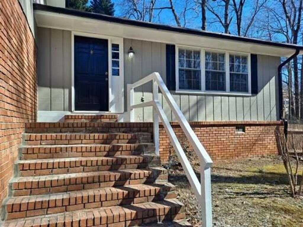 3717 Leisure Court, Buford, GA 30519