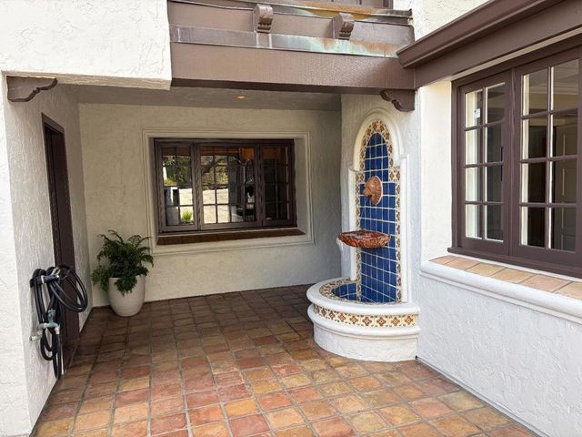 2485 Sharon Oaks Drive, Menlo Park, CA 94025