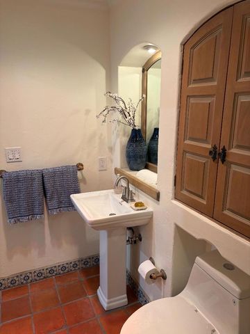 2485 Sharon Oaks Drive, Menlo Park, CA 94025