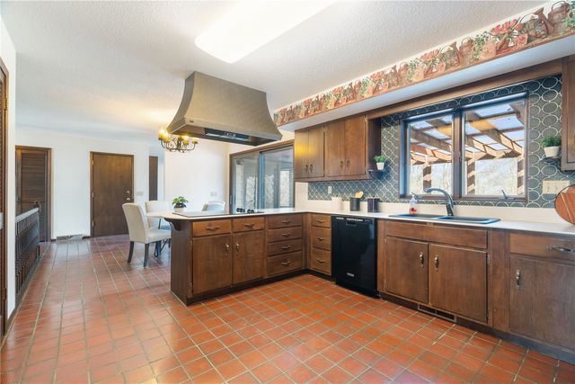 1612 Polk Avenue NE, Solon, IA 52333